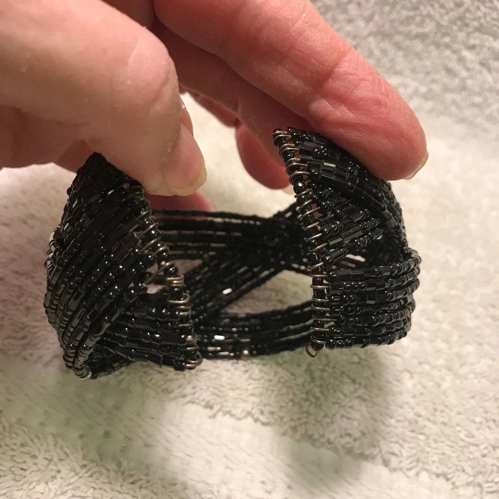 Handmade Black Beaded Bracelet - Stretchy Cuff With Intricate Design‎